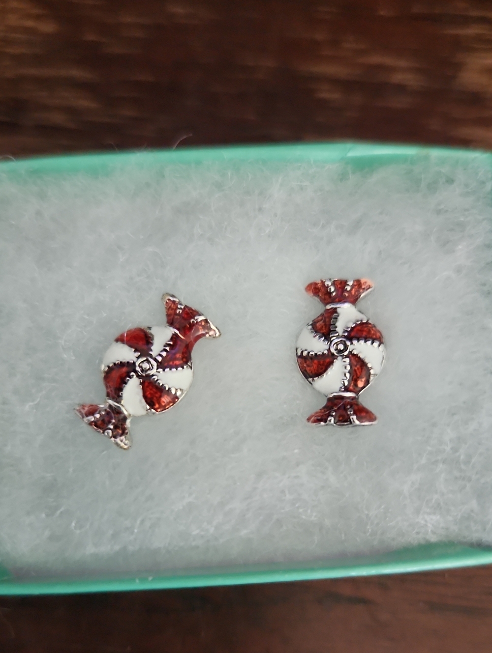 Candy Swirl Stud Earrings - Red & White